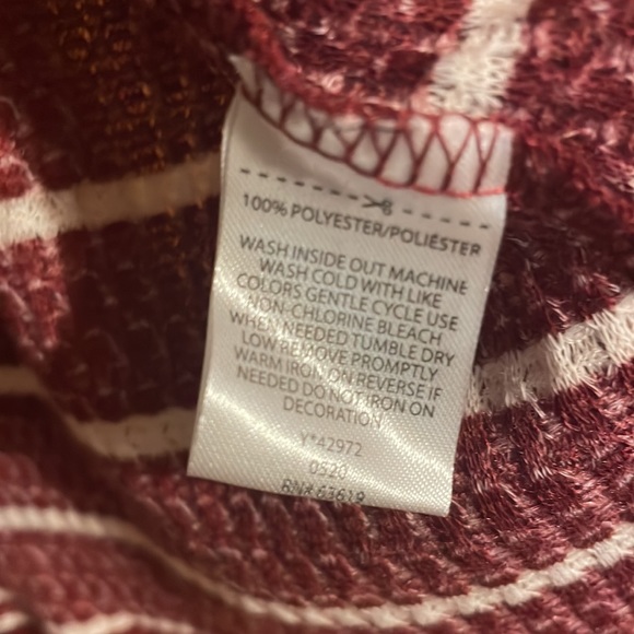 •ONE STEP UP•NWT WINE SILK WAFFLE KNIT STRIPED LONG SLEEVE BLOUSE SIZE 14/16. - Picture 6 of 7